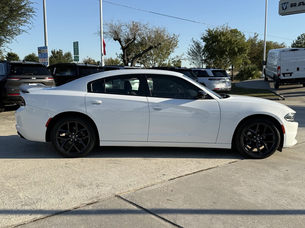 Used 2021 Dodge Charger SXT Sedan