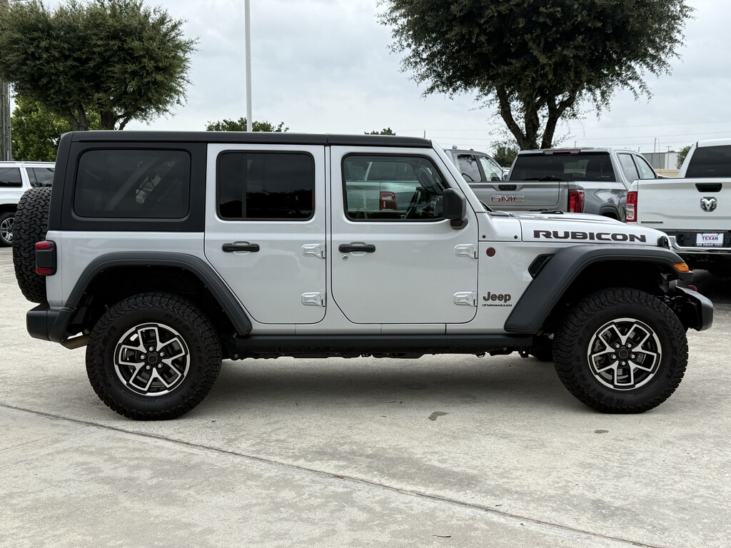 Used 2024 Jeep Wrangler Rubicon SUV