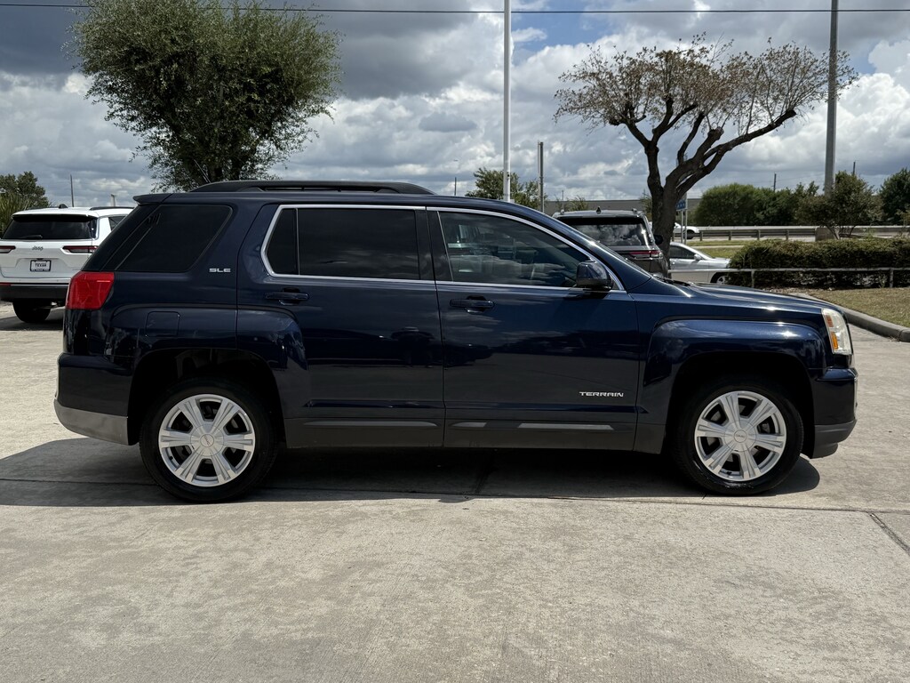 Used 2017 GMC Terrain SLE SUV