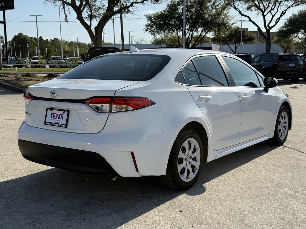 Used 2024 Toyota Corolla LE Sedan