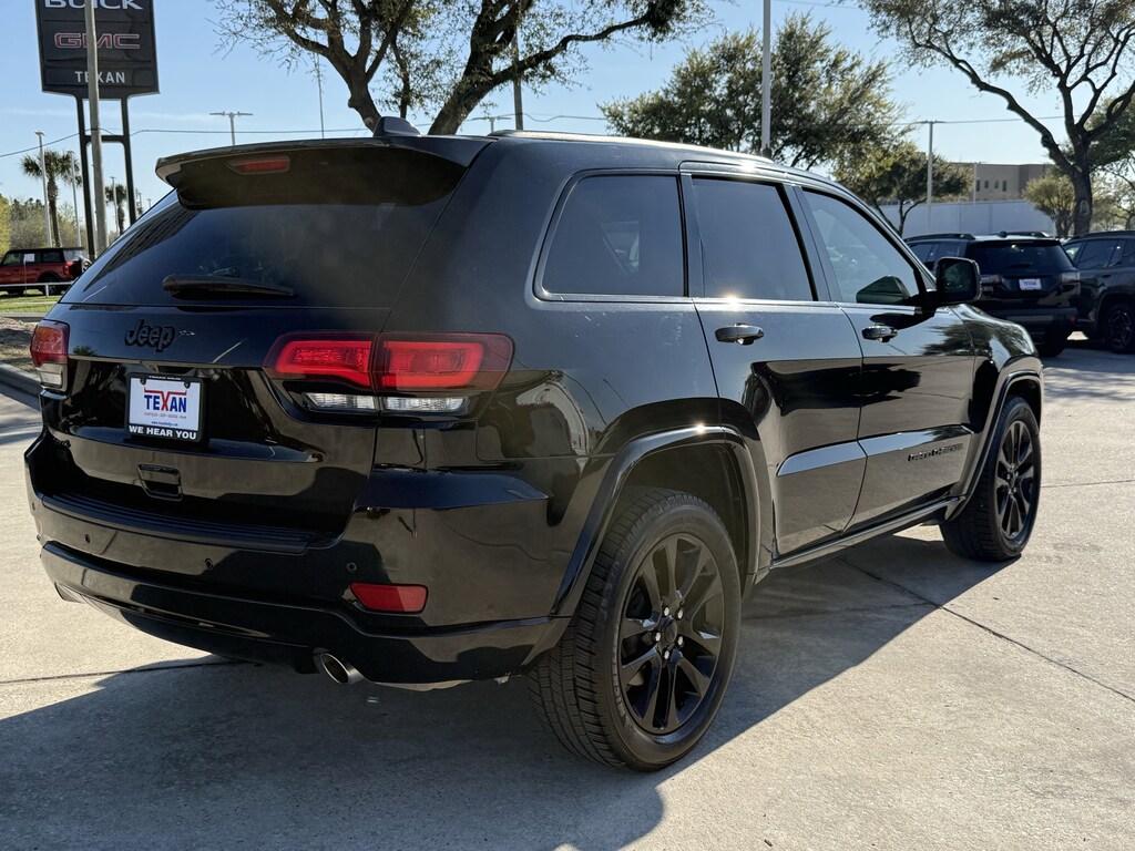 Used 2018 Jeep Grand Cherokee Altitude SUV