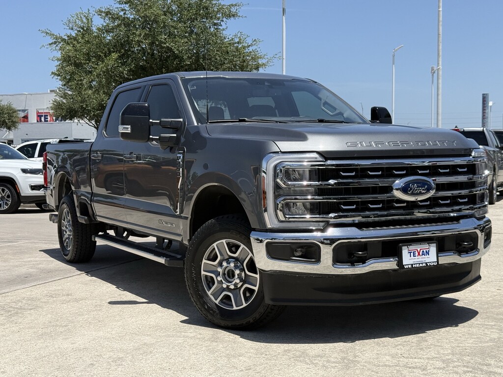 Used 2025 Ford F-250 Truck Crew Cab