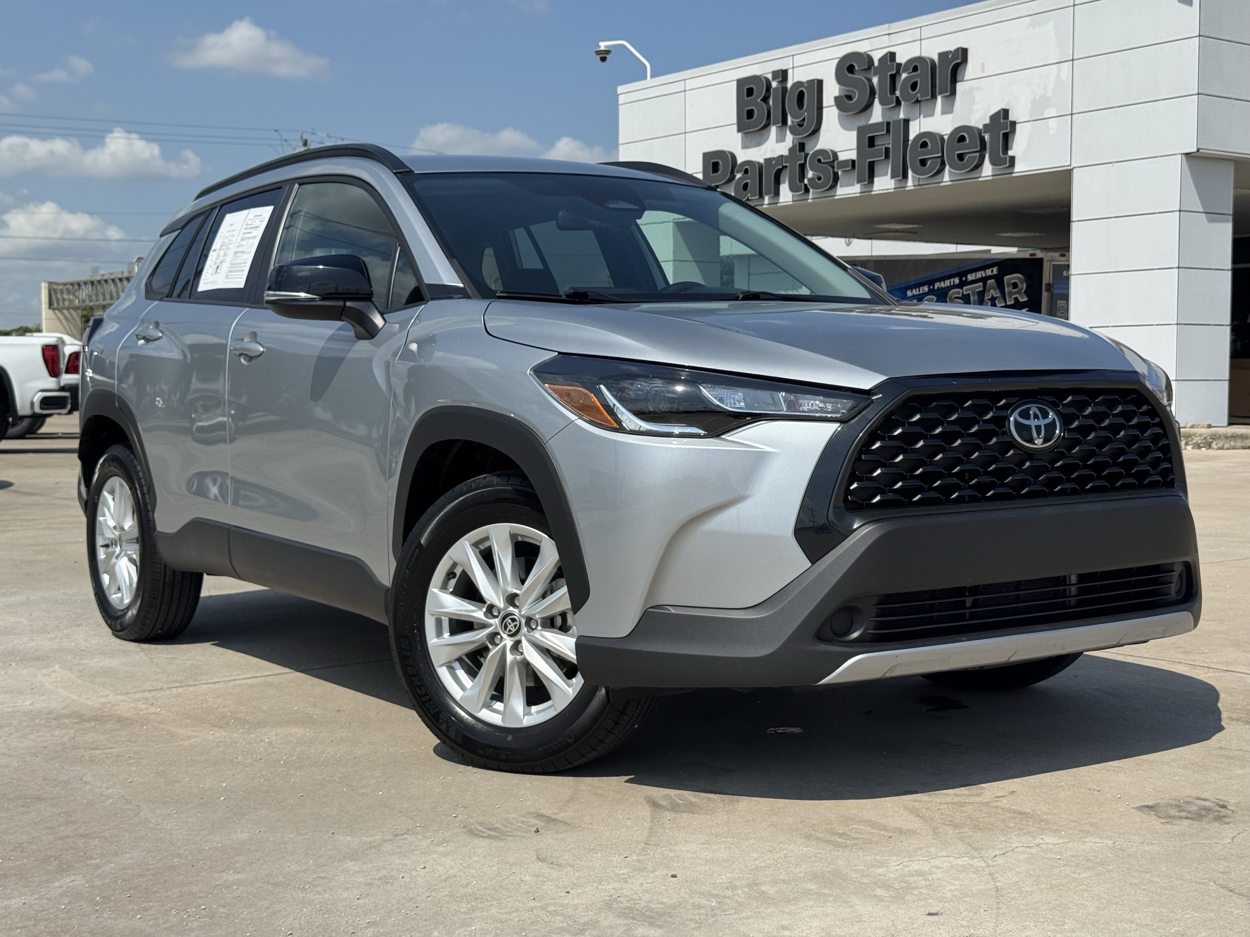 Used 2025 Toyota Corolla Cross LE SUV