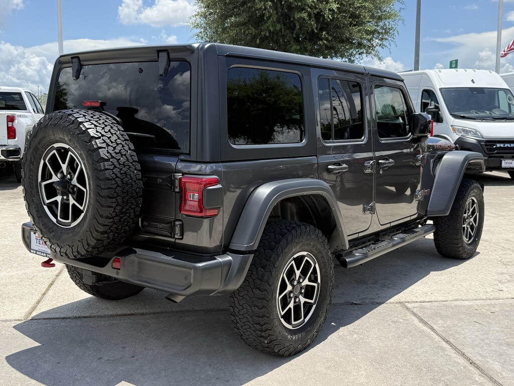 Used 2024 Jeep Wrangler Rubicon SUV