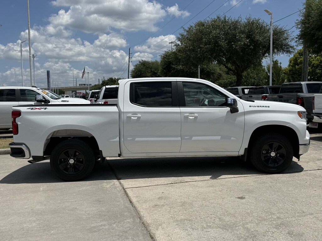 Used 2025 Chevrolet Silverado 1500 LT Truck Crew Cab