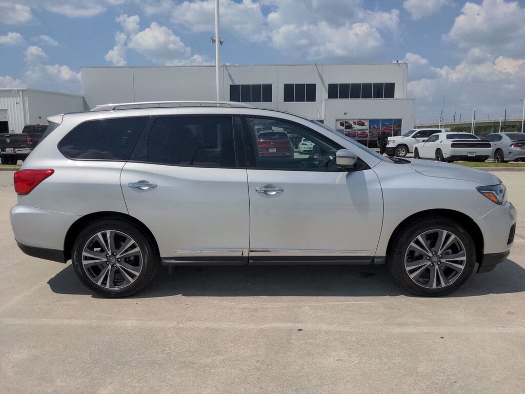 Used 2020 Nissan Pathfinder Platinum SUV