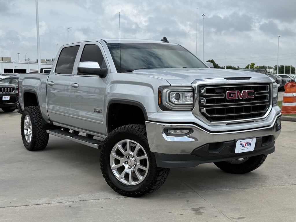 Used 2017 GMC Sierra 1500 SLE Truck Crew Cab