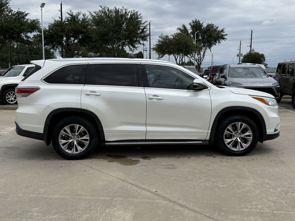 Used 2015 Toyota Highlander SUV