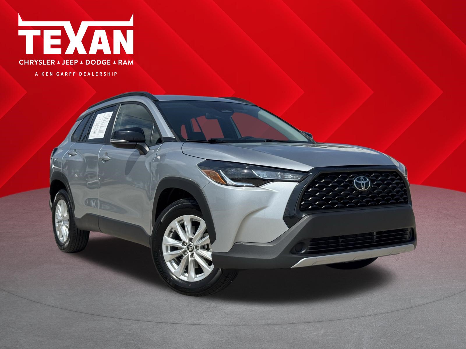 Used 2025 Toyota Corolla Cross LE SUV