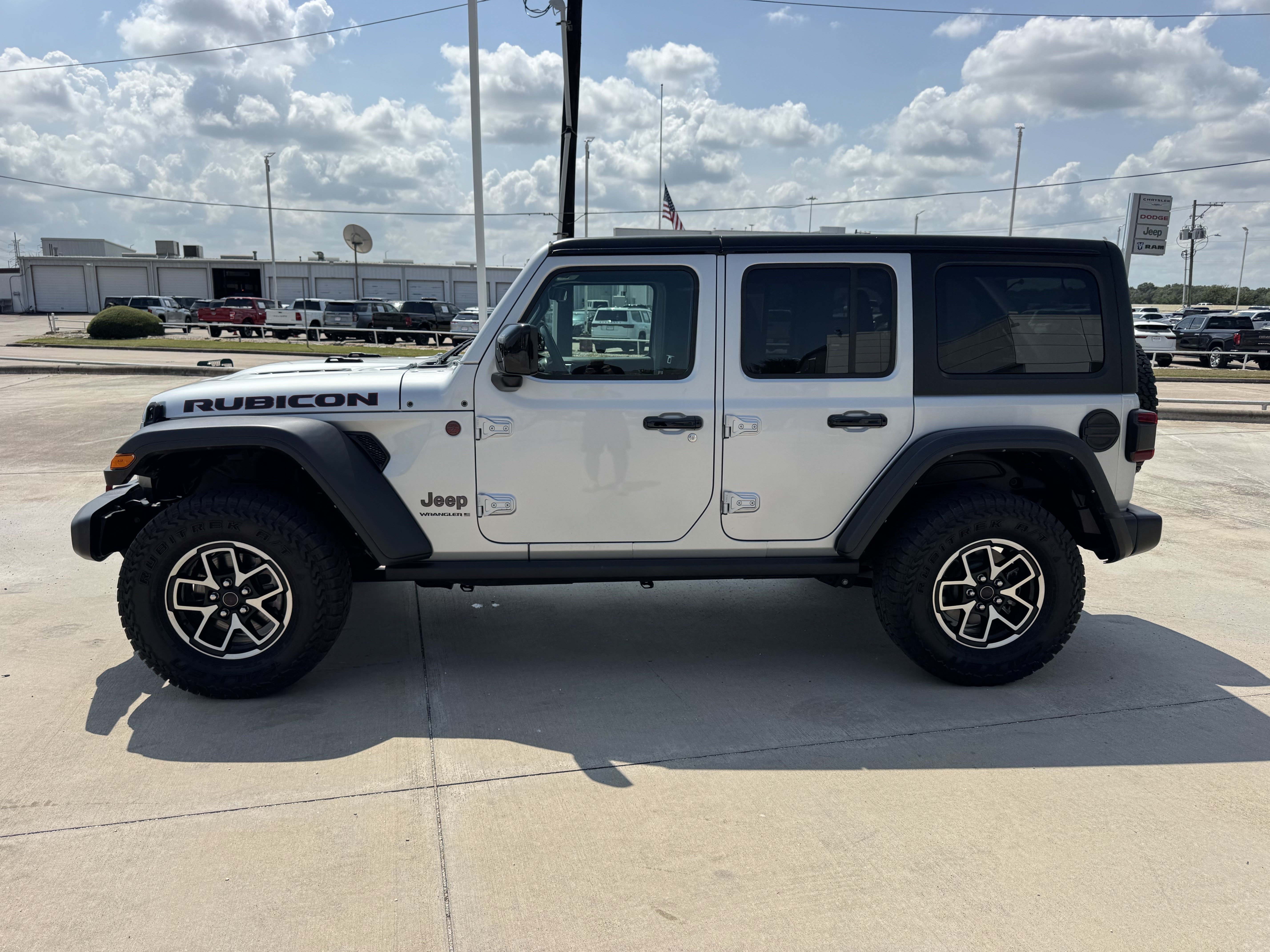 Used 2024 Jeep Wrangler Rubicon SUV