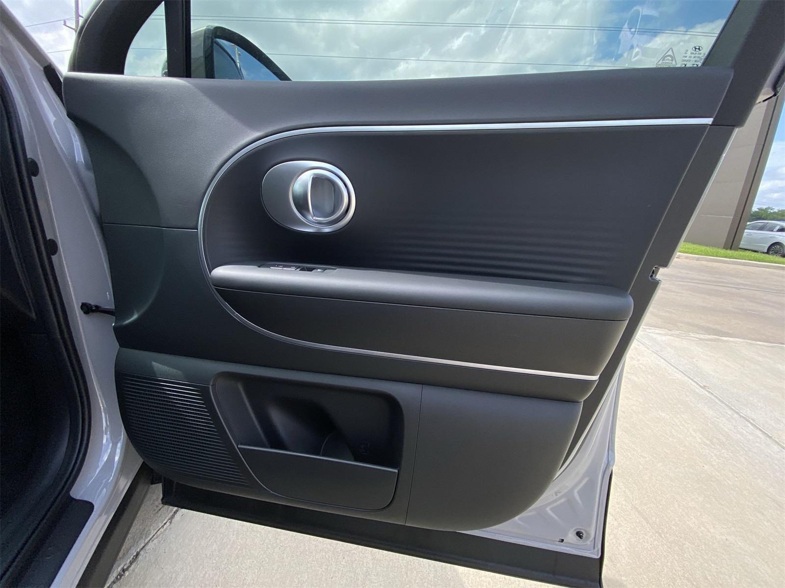 2026 Hyundai IONIQ 9 SE - Photo 19