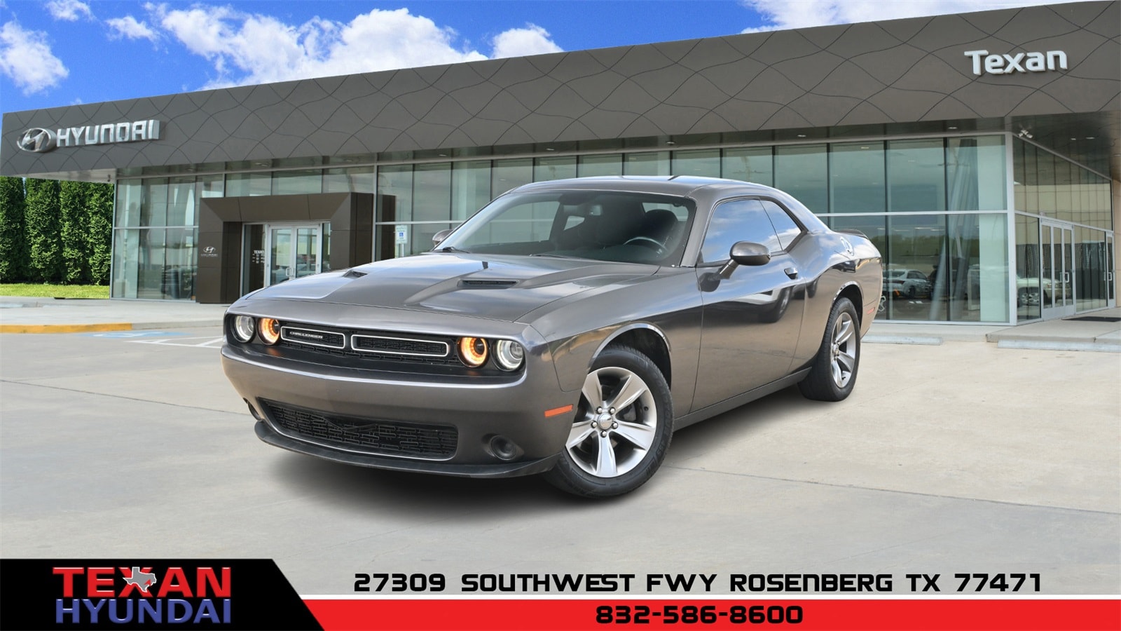 2019 Dodge Challenger SXT's photo