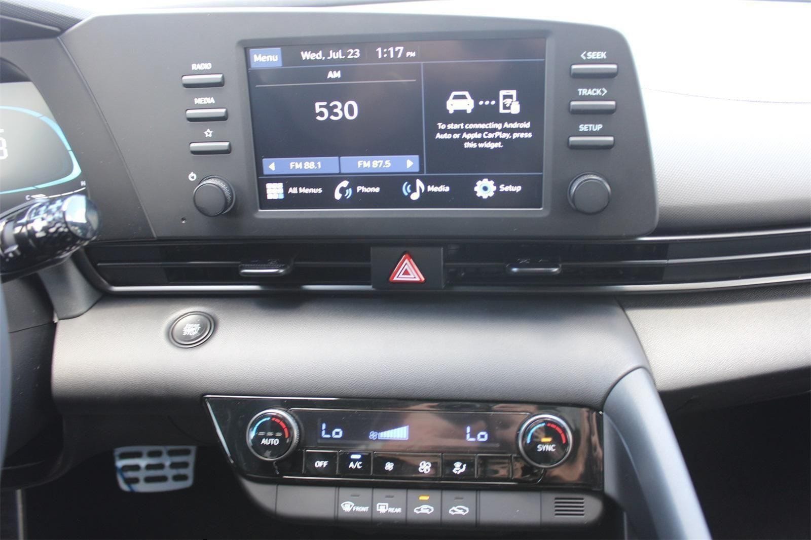 2025 Hyundai Elantra SEL - Photo 10