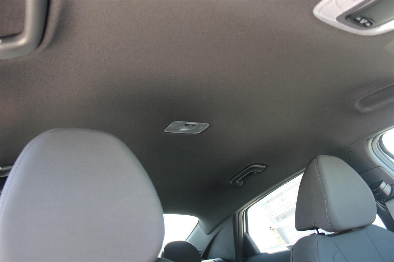 2025 Hyundai Elantra SEL - Photo 25