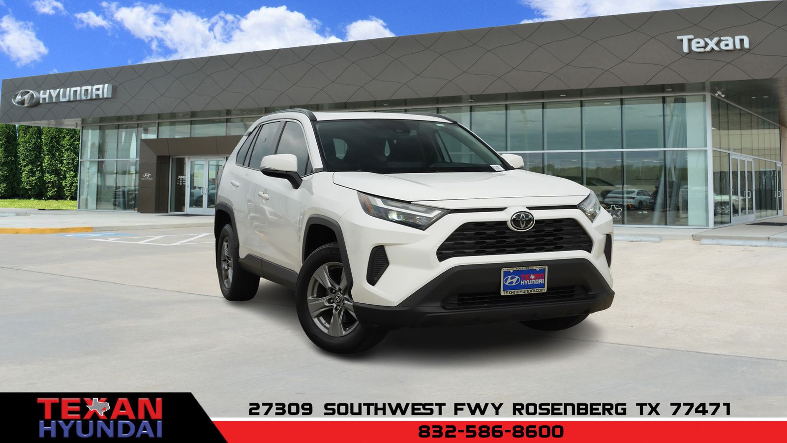 Used 2022 Toyota RAV4 XLE with VIN 2T3W1RFV5NC174083 for sale in Rosenberg, TX