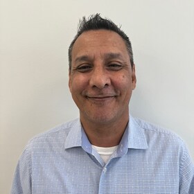 Staff member Robert Burton from ID_5eb955