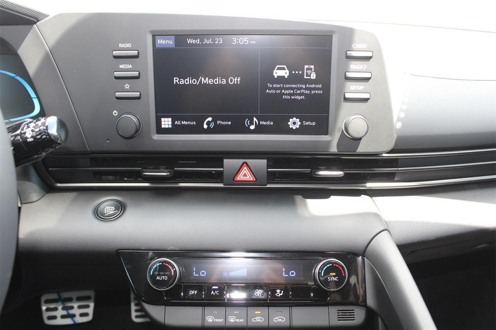 2025 Hyundai Elantra SEL - Photo 10