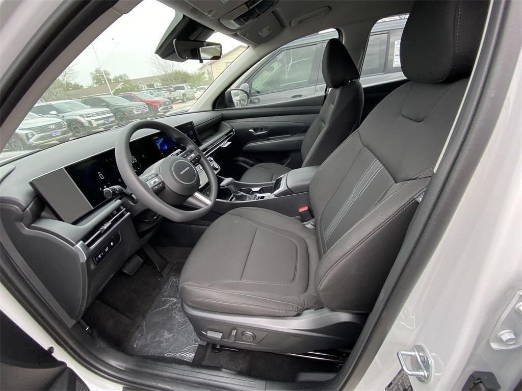 2025 Hyundai Tucson SEL - Photo 12
