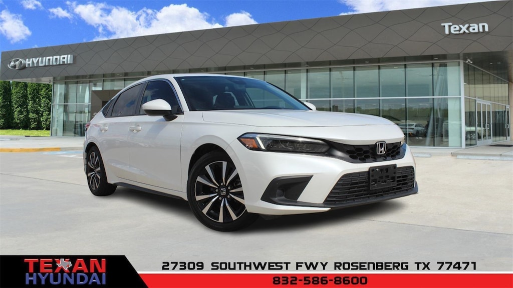 Used 2024 Honda Civic EX-L Hatchback