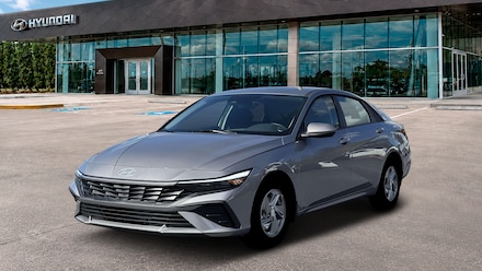 2026 Hyundai Elantra SE Sedan