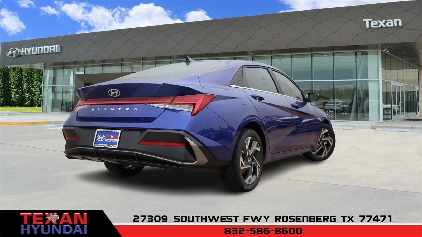 2025 Hyundai Elantra Limited - Photo 3