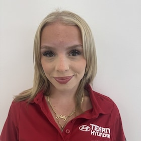 Staff member Hailey Cole from ID_5eb955