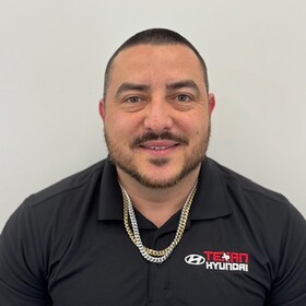 Staff member Thomas (TJ) Dekker from ID_5eb955