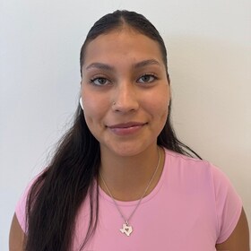 Staff member Alexandra Cisneros from ID_5eb955