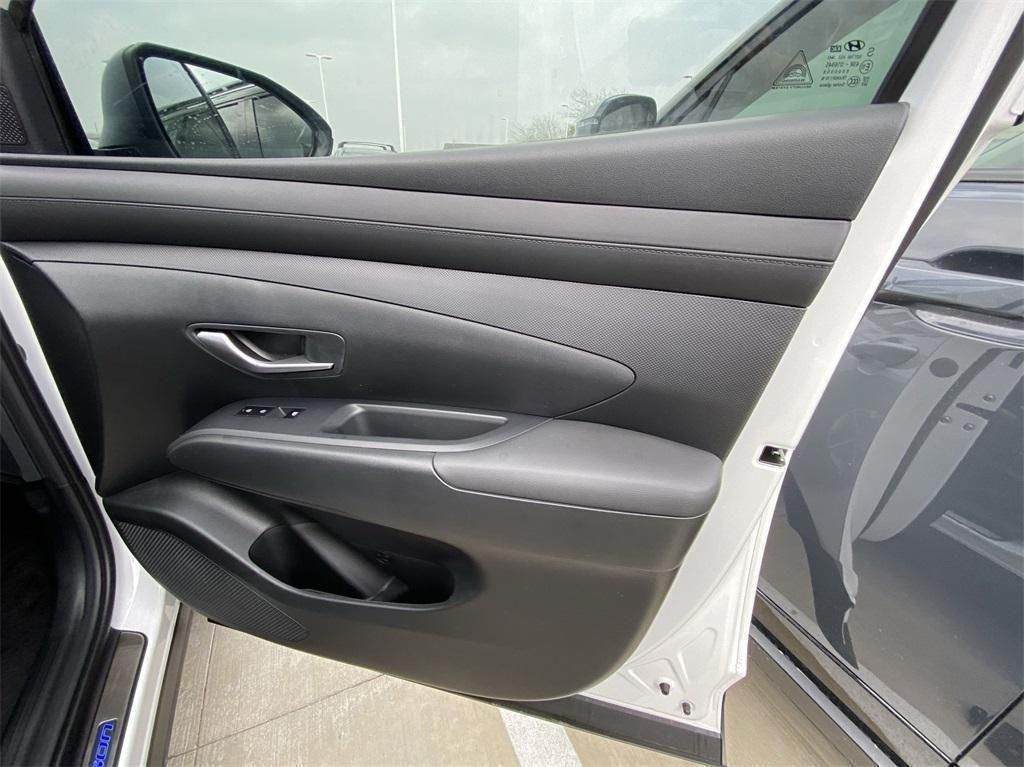 2025 Hyundai Tucson SEL - Photo 19