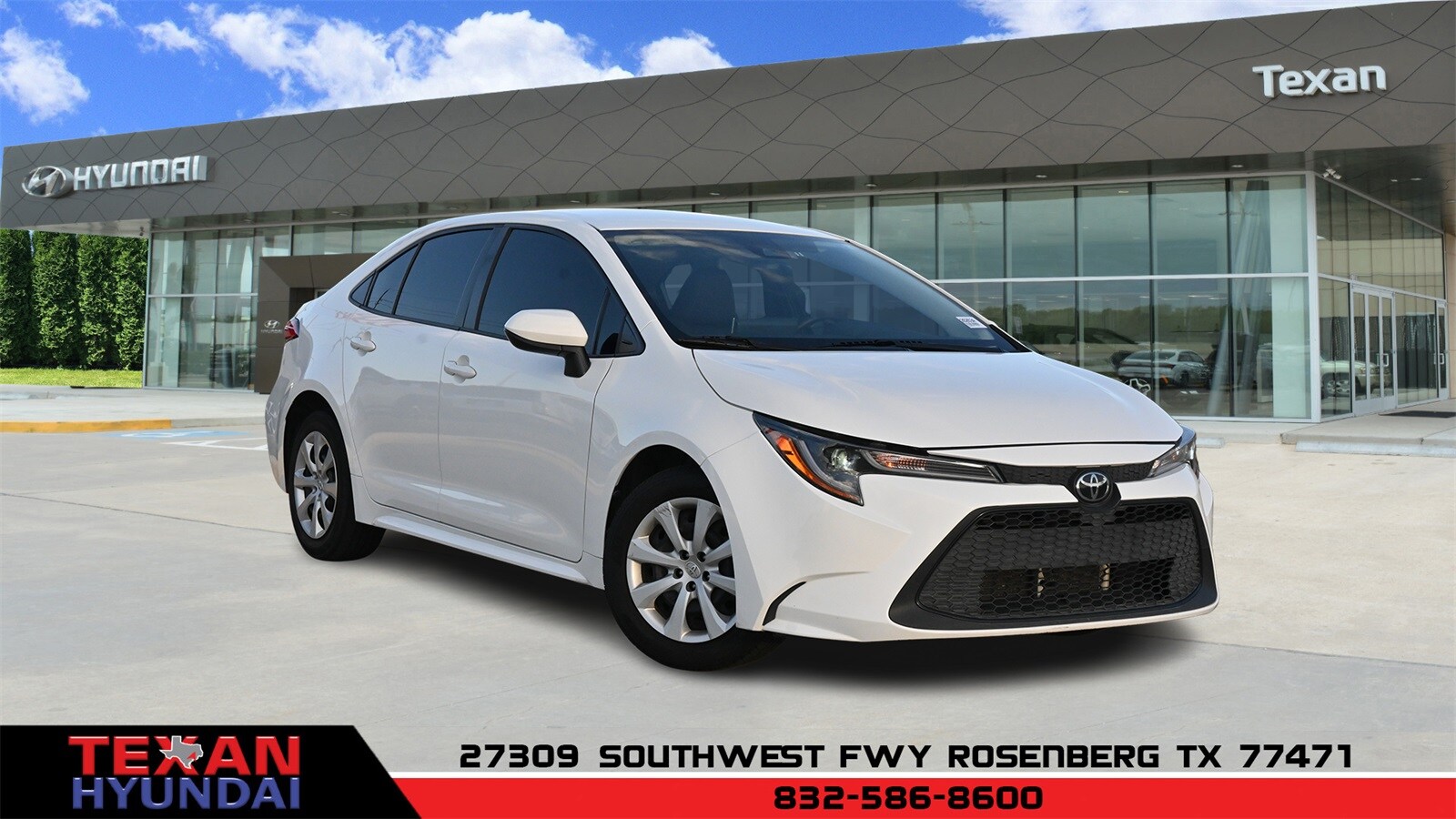 2021 Toyota Corolla LE photo 2