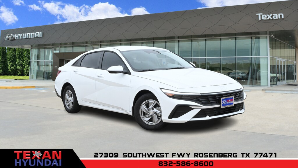 New 2025 Hyundai Elantra SE Sedan