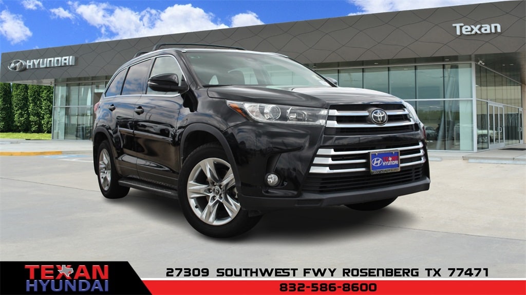 Used 2018 Toyota Highlander Limited with VIN 5TDYZRFH5JS241934 for sale in Rosenberg, TX