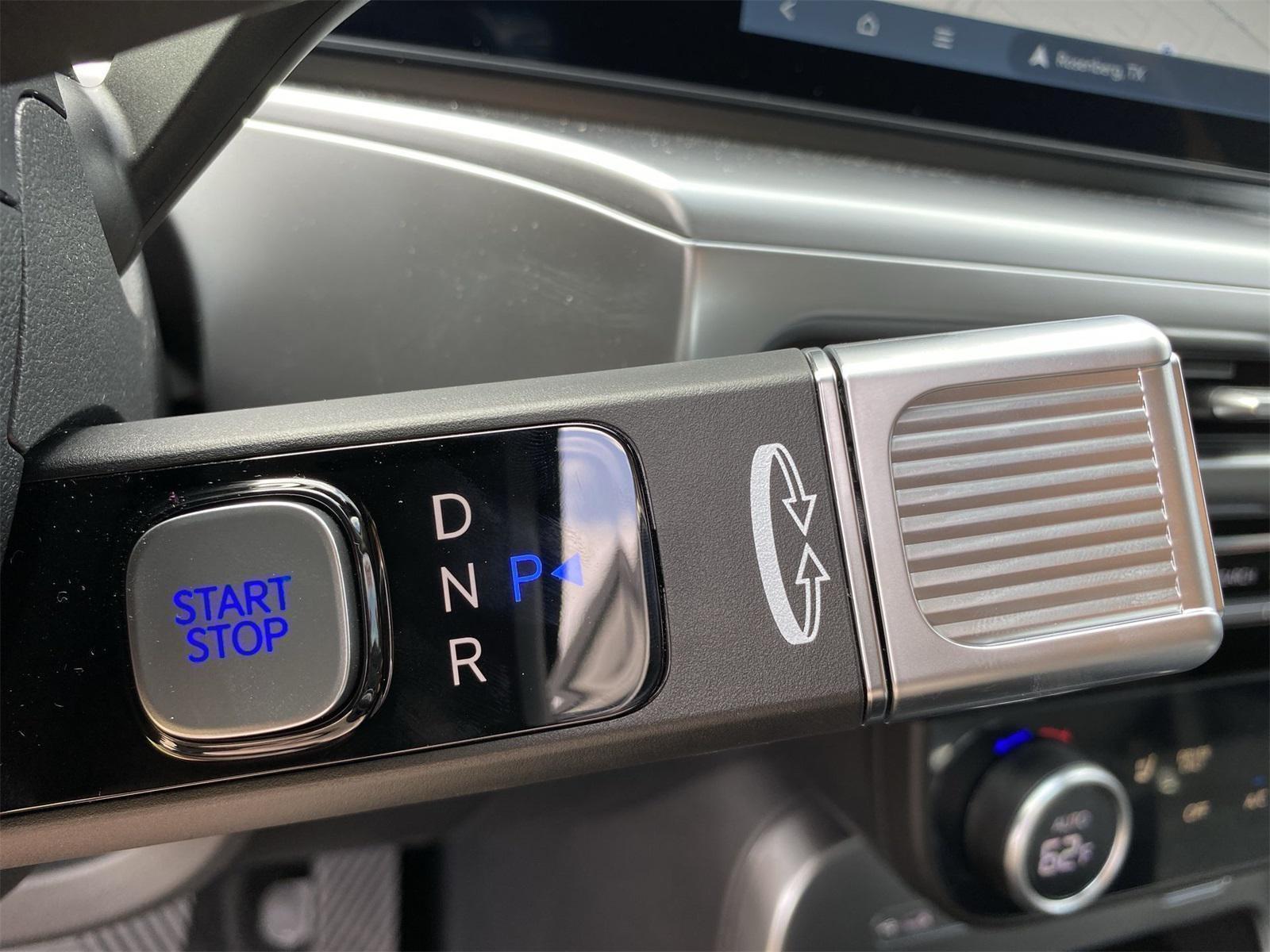 2026 Hyundai IONIQ 9 SE - Photo 11