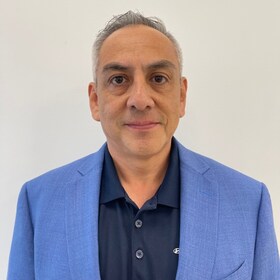 Staff member Alvaro Ojeda from ID_55cfe4