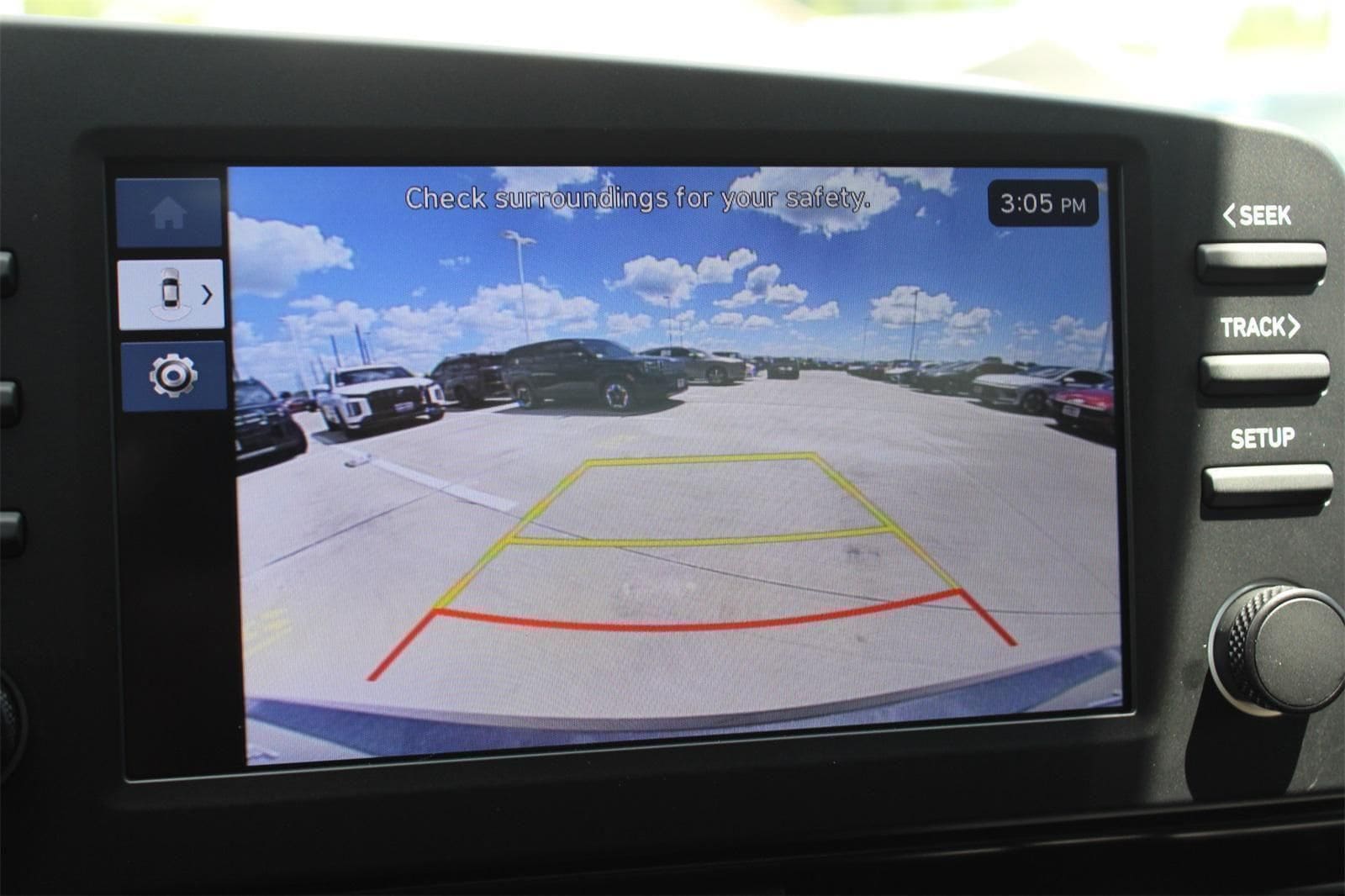 2025 Hyundai Elantra SEL - Photo 11