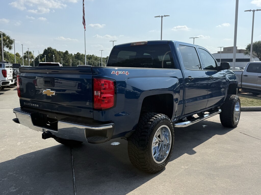 Used 2017 Chevrolet Silverado 1500 LT Truck Crew Cab