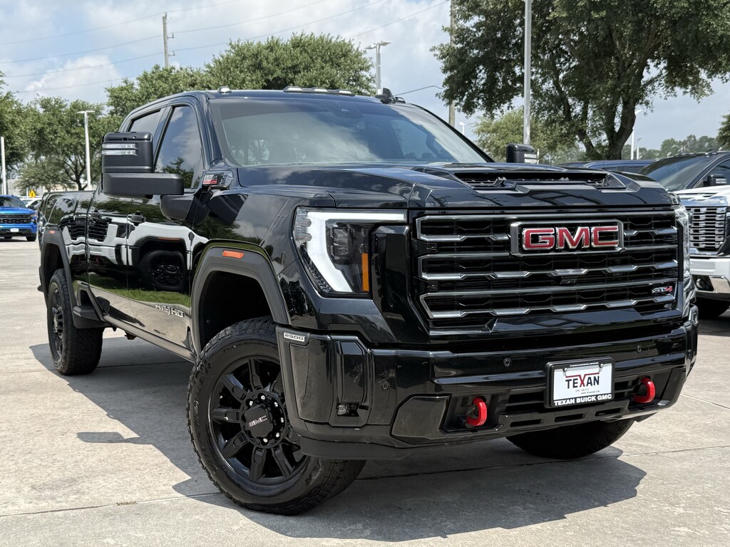 Used 2025 GMC Sierra 2500 HD AT4 Truck Crew Cab