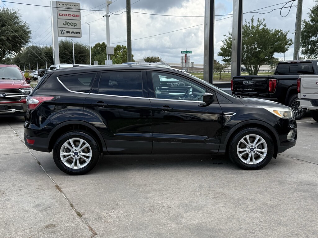 Used 2017 Ford Escape SE SUV