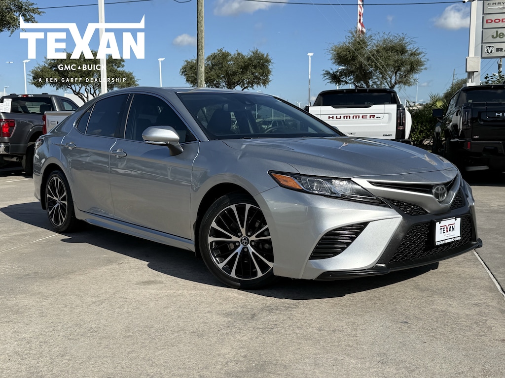 Used 2018 Toyota Camry Sedan
