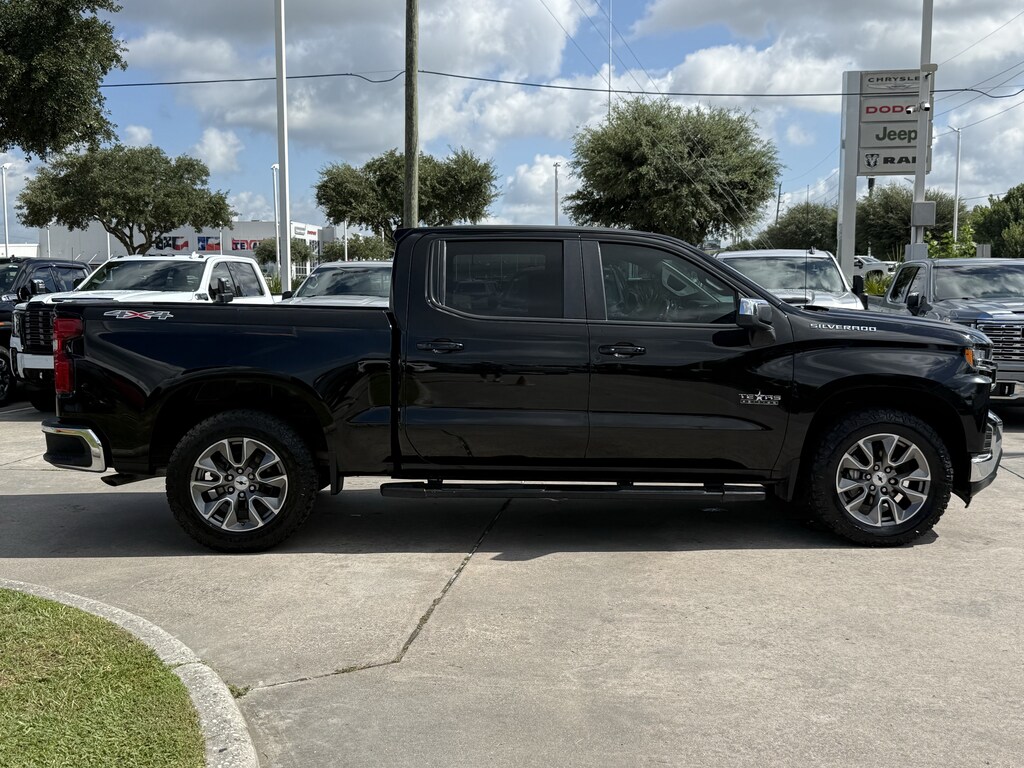 Used 2022 Chevrolet Silverado 1500 LTD LT Truck Crew Cab