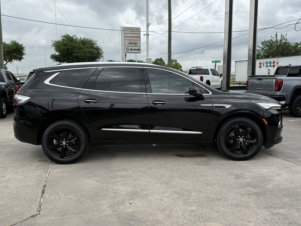 Used 2023 Buick Enclave SUV