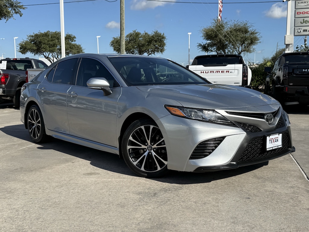 Used 2018 Toyota Camry Sedan
