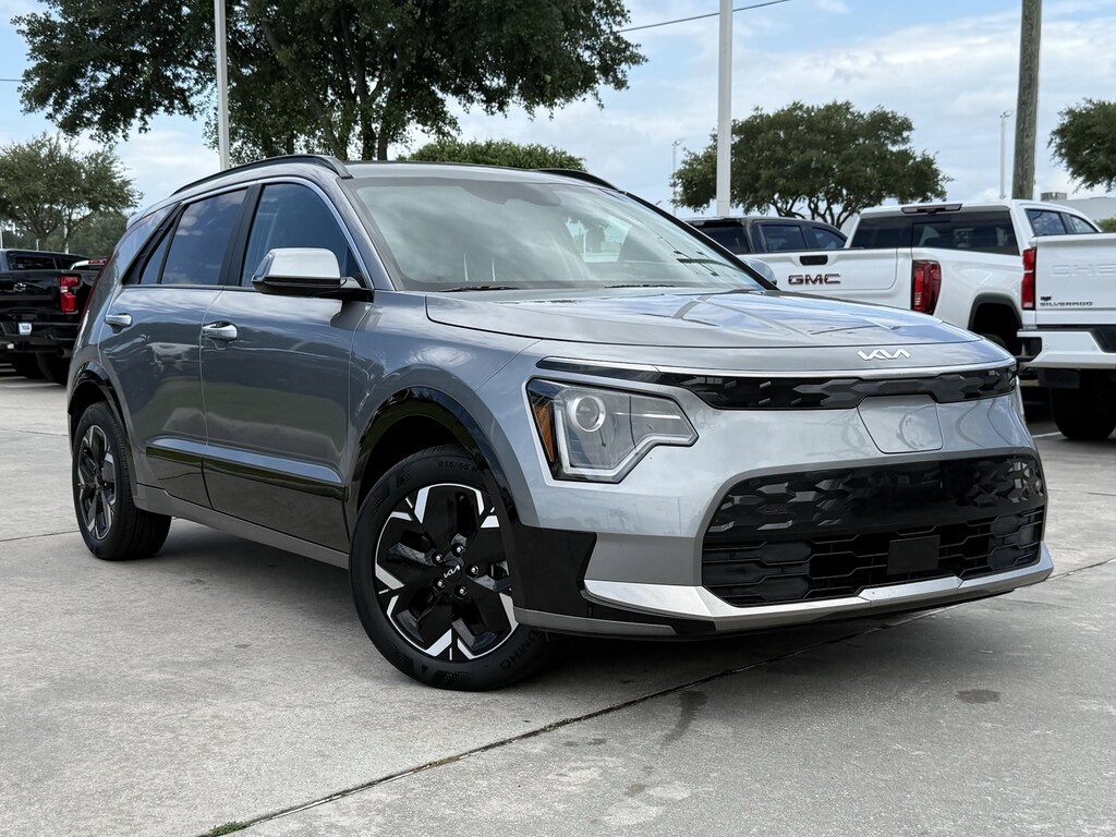 Used 2024 Kia Niro EV Wind SUV