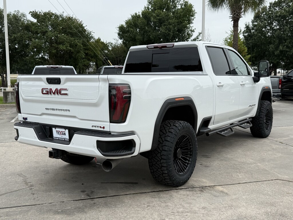 Used 2025 GMC Sierra 2500 HD AT4 Truck Crew Cab