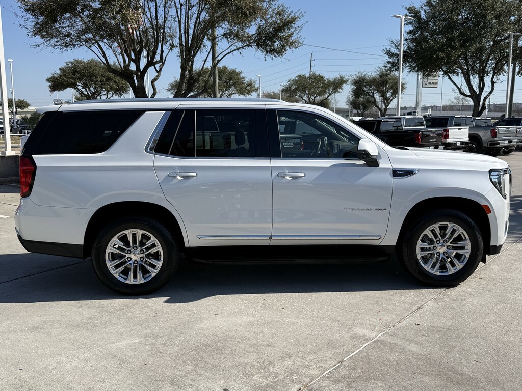 Used 2023 GMC Yukon SLT SUV