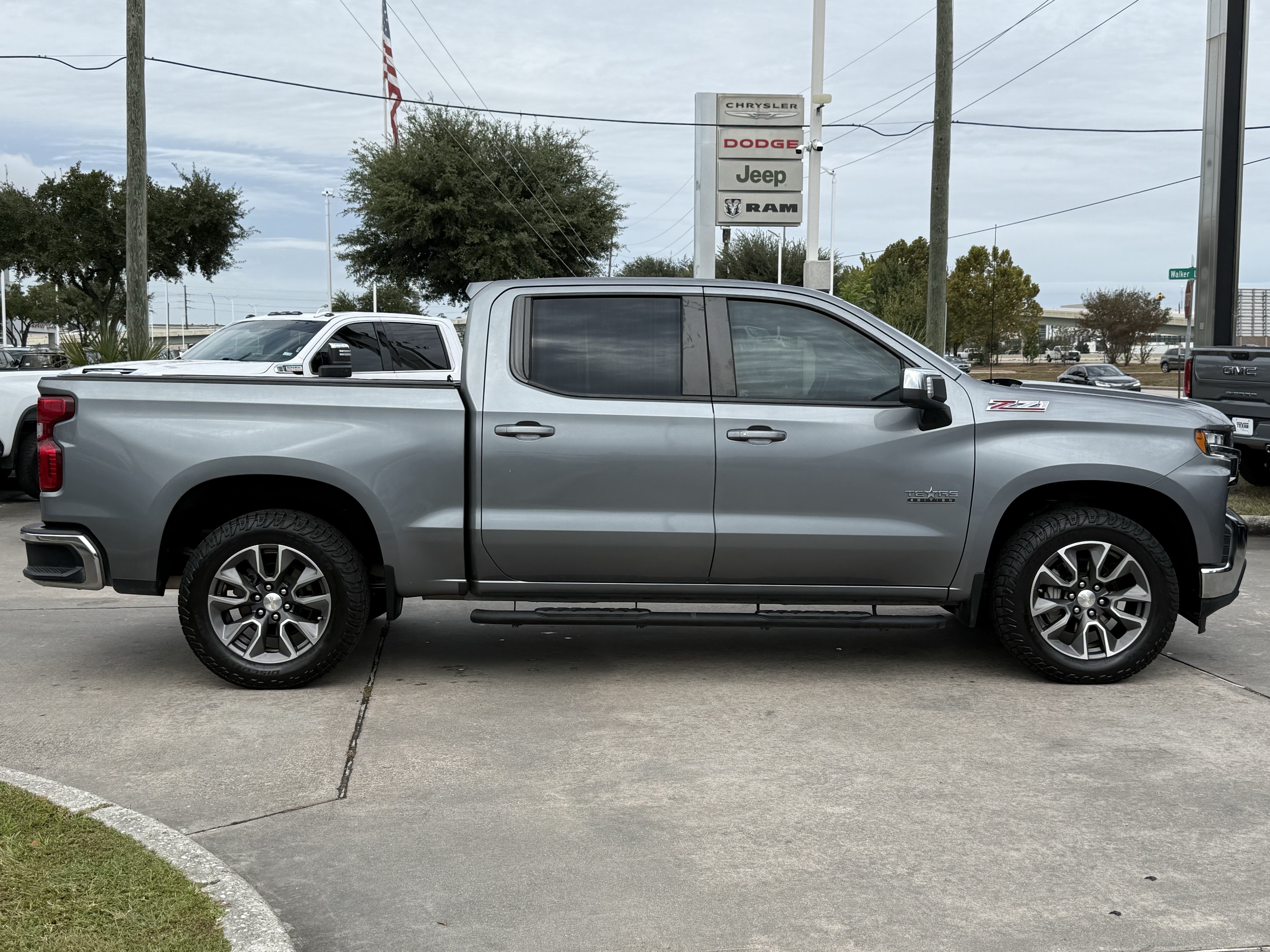 Used 2021 Chevrolet Silverado 1500 LT Truck Crew Cab