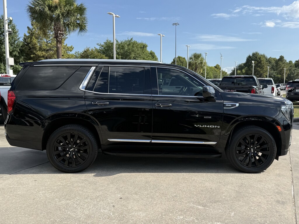 Used 2023 GMC Yukon SLT SUV