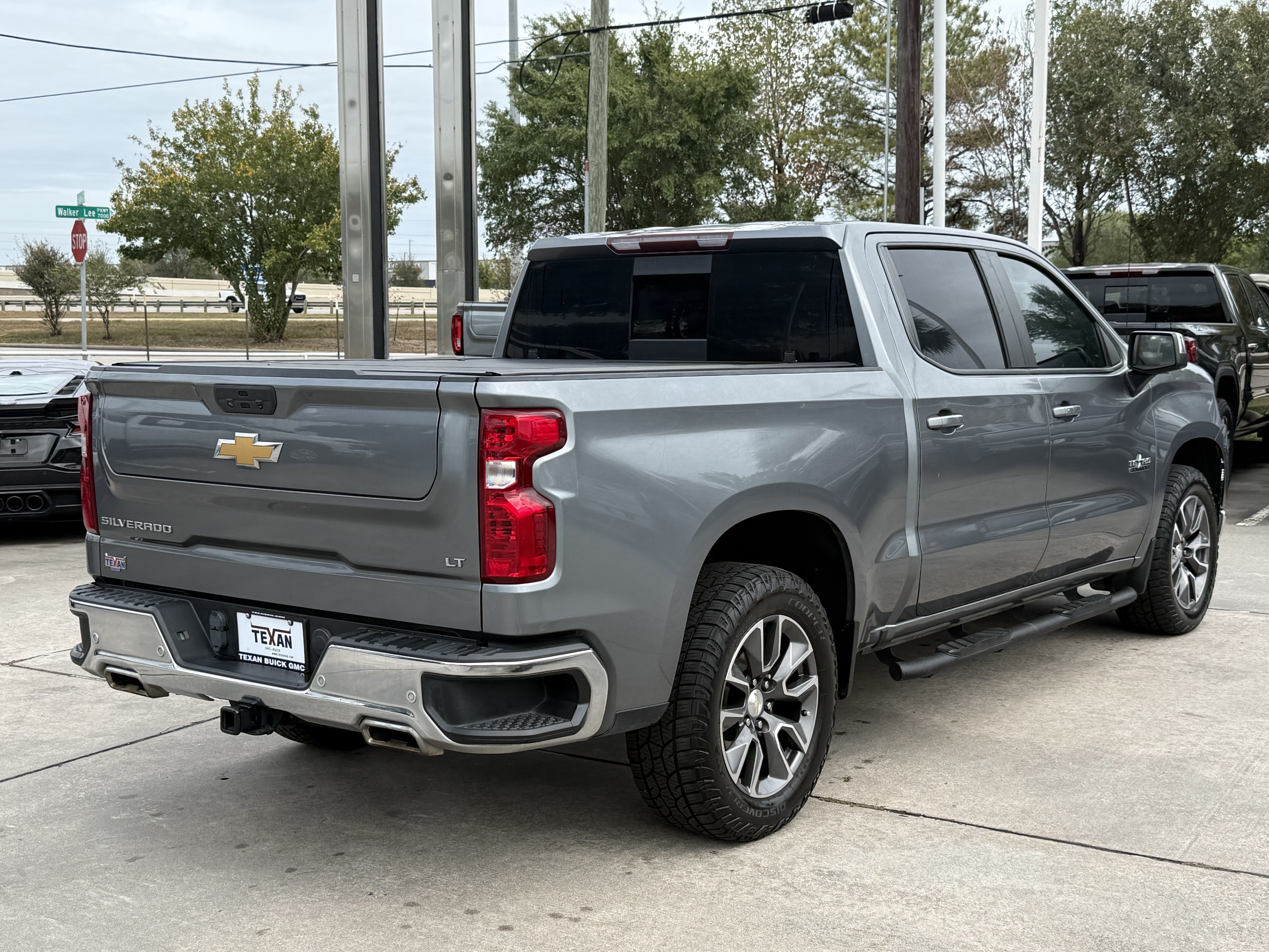Used 2021 Chevrolet Silverado 1500 LT Truck Crew Cab
