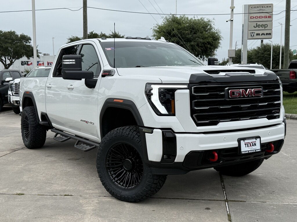 Used 2025 GMC Sierra 2500 HD AT4 Truck Crew Cab