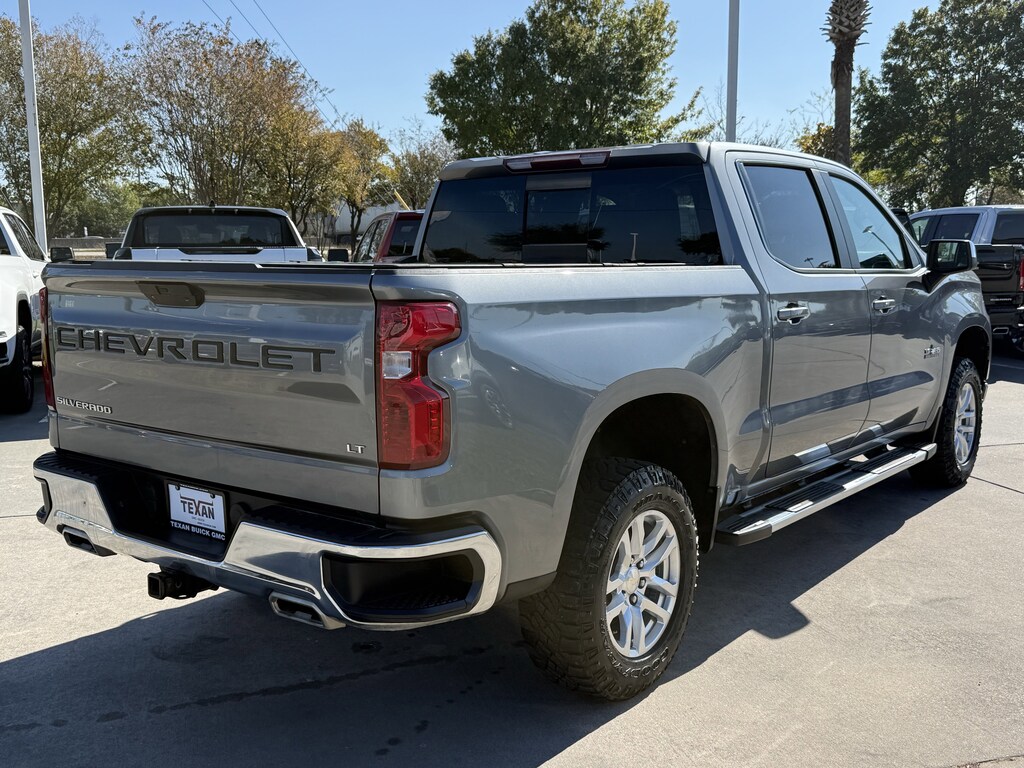 Used 2020 Chevrolet Silverado 1500 LT Truck Crew Cab